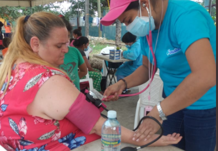 FOSALUD asiste a 286 personas afectadas por ETA en albergue de Honduras fosalud-asiste-a-286-personas-afectadas-por-eta-en-albergue-de-honduras